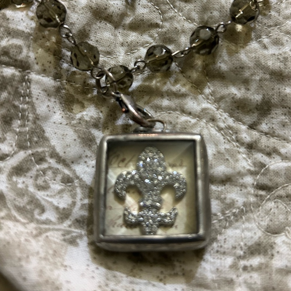Jewel Kade crystal necklace and Eiffel Tower/Fleur de Lis pendant/charm.